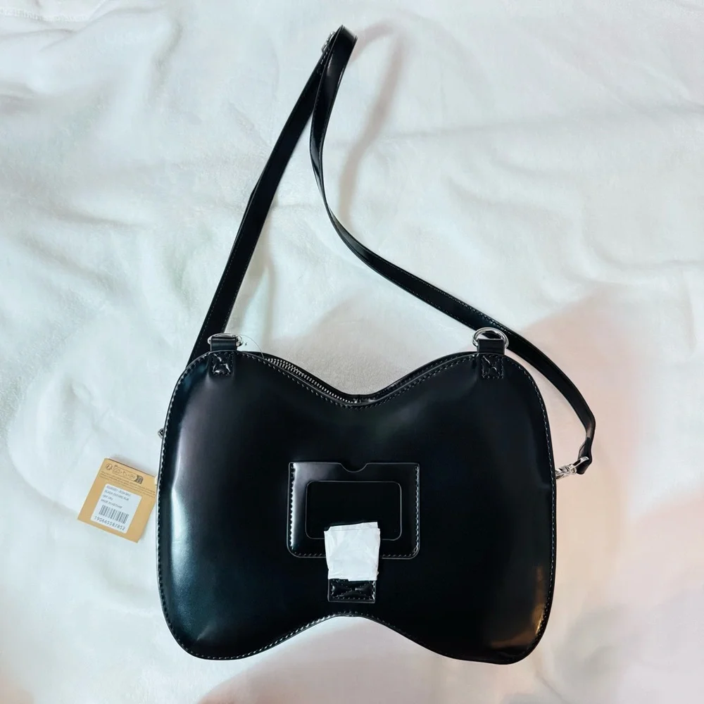 Dr. Martens Vegan Bow Bag in Black Oxford - NWT